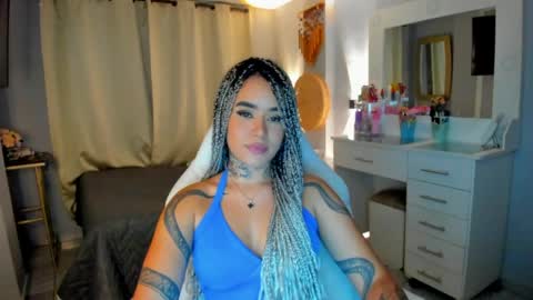 Vayolett Bass online show from May 1, 6:38 am