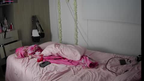 Velma online show from April 14, 10:15 am