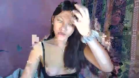 velvetmisa online show from June 1, 7:43 am