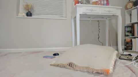 Harley   instahailharleyy online show from May 29, 2:42 am