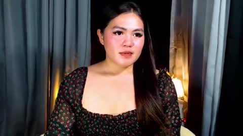 I am Colly Your mystery girl online show from April 15, 2:23 am