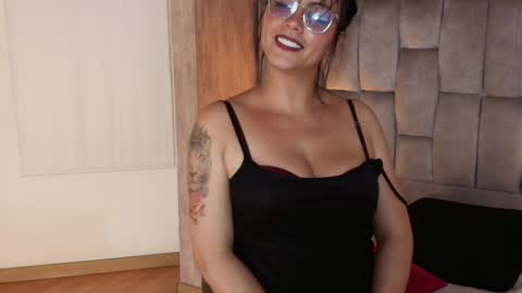 Vero online show from April 9, 10:04 pm