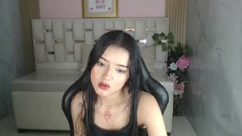 veronicaa_s online show from March 23, 8:48 pm