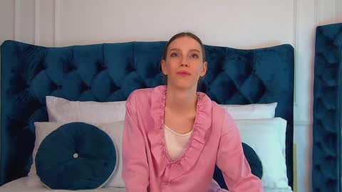 Veronica online show from May 27, 6:49 pm