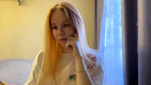 Lina online show from June 5, 12:11 pm
