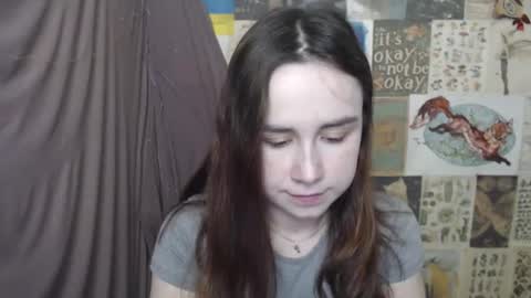 veryveryvery_shy online show from March 16, 6:50 am