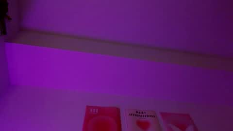 Goddess Victory  online show from September 19, 9:19 am