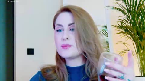 Miss V online show from December 18, 5:56 am