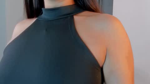 Vcitoria online show from March 19, 1:10 am