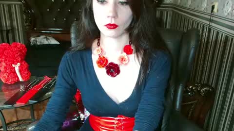 VictoryVega online show from July 5, 4:40 am