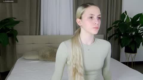 ViDelta online show from March 23, 4:46 pm