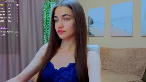 vikiberry online show from July 21, 10:05 am