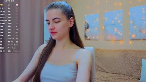 vikiberry online show from April 19, 4:23 am