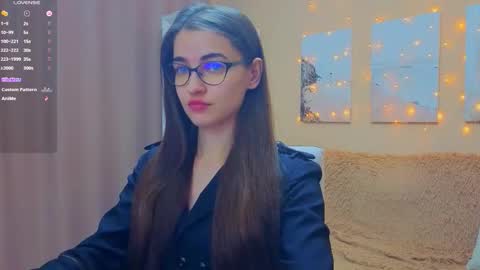 vikiberry online show from March 6, 9:59 am