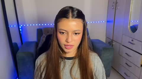 viky_evanss online show from July 12, 6:09 pm