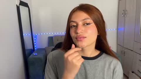 viky_evanss online show from July 27, 5:21 pm