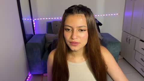 viky_evanss online show from July 16, 7:07 pm