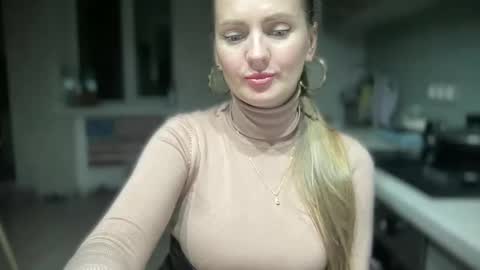 Funny  girl online show from March 8, 10:45 pm