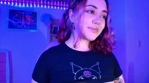 violet online show from November 15, 6:36 am