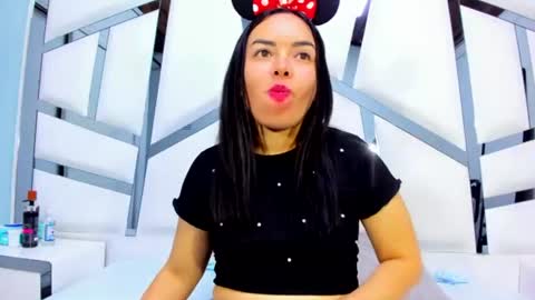 violett_bliss online show from August 8, 5:59 am