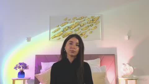 violetta_finch online show from April 19, 10:26 am
