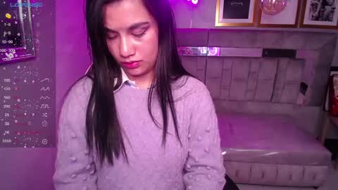 Violetta  online show from February 12, 2:11 pm