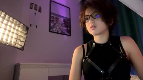 Vireia online show from February 18, 6:18 pm