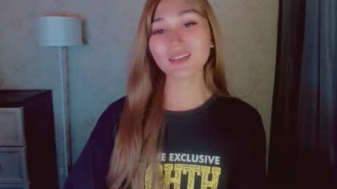 Pearl online show from May 4, 12:09 pm