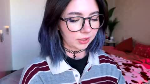 Polly  Online mostly at 9pm-2am UK Time online show from August 7, 6:48 pm