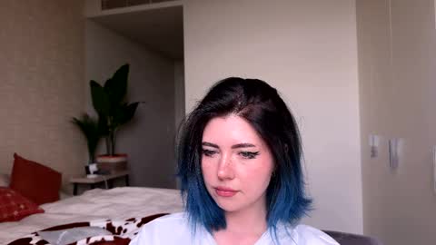 Polly  Online mostly at 9pm-2am UK Time online show from May 15, 3:59 pm
