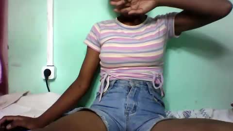 vounialdy online show from January 26, 3:14 pm