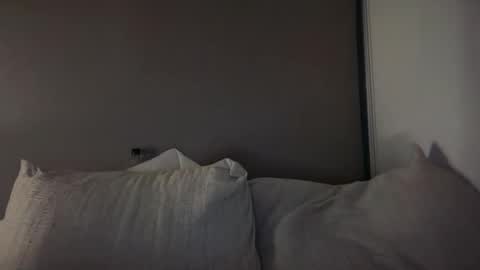 Watch your Bae online show from April 16, 2:12 am