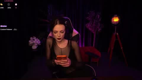 Alice online show from June 3, 3:50 pm