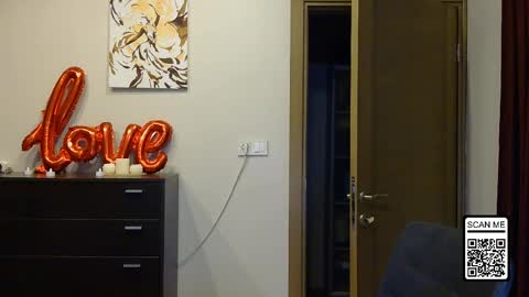 Alina online show from April 5, 5:56 pm