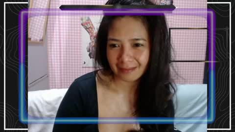 Wildnyx online show from April 9, 5:18 pm