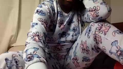 Willa Sara online show from May 10, 11:18 pm