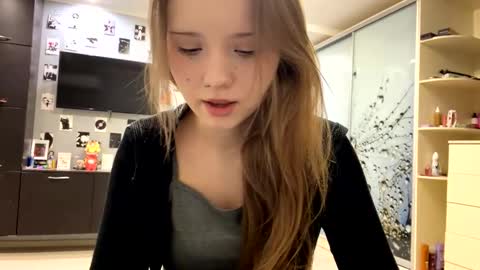 Olivia online show from March 9, 5:27 pm