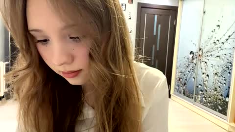 Olivia online show from March 8, 5:17 pm