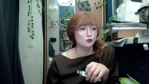 Phoebe online show from March 26, 8:32 pm