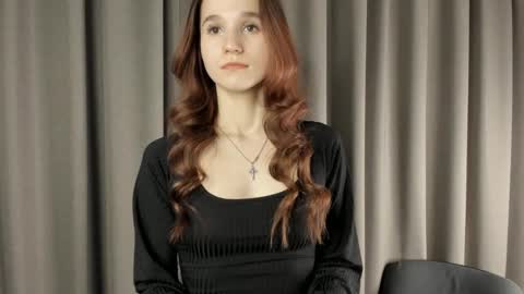 Julie online show from February 17, 3:11 pm