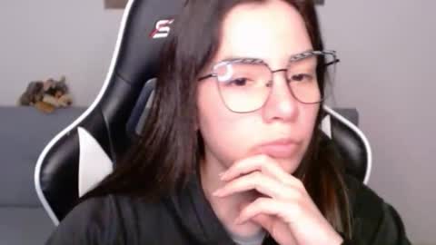 Alex online show from April 2, 1:14 am