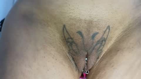 Wondergirl online show from April 21, 8:10 am