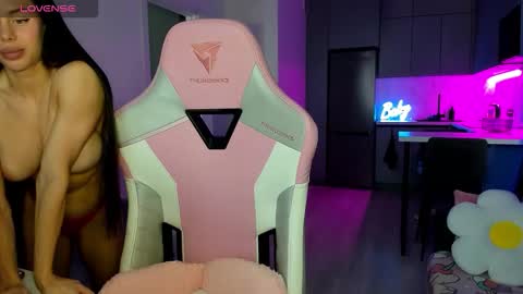 Emi online show from March 24, 6:52 am