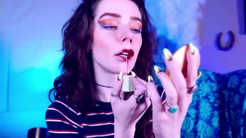 Bella Bondai online show from March 14, 4:46 am