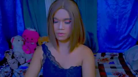 anne online show from June 25, 7:48 pm