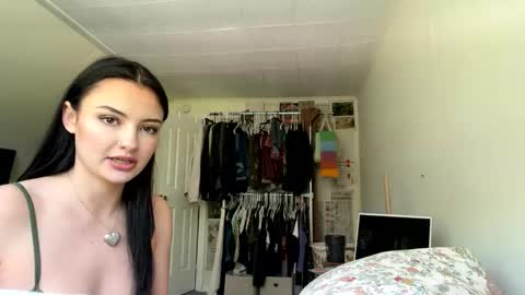 xxxsophiaday online show from April 23, 6:21 pm