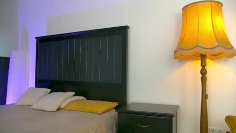 yanira_ass_ online show from March 17, 5:00 am