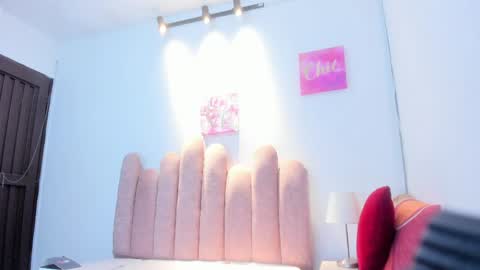 yara10_ online show from April 29, 12:08 pm