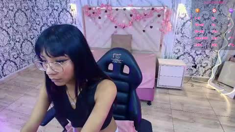 ZAYDEN  online show from May 19, 12:45 pm