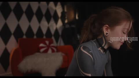 ynnenbrynn online show from March 27, 8:05 am